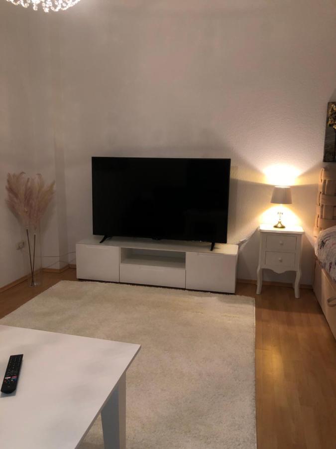 Wohnung Am Schlossgarten シュヴェリーン エクステリア 写真